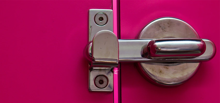 Childproof Gate Lock in Noble Park, VIC