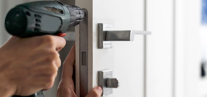 Locksmith For Lock Replacement Near Me in Noble Park, VIC