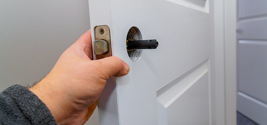 Nighttime Locksmith For Lock Repair in Noble Park, VIC