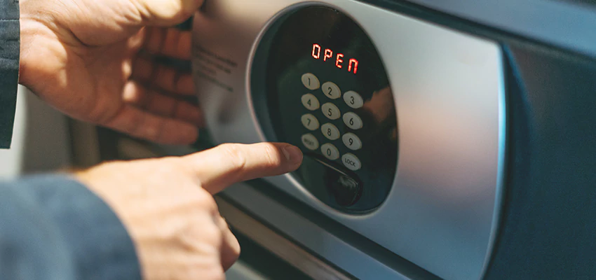 Cash Safe Openers in Noble Park, VIC