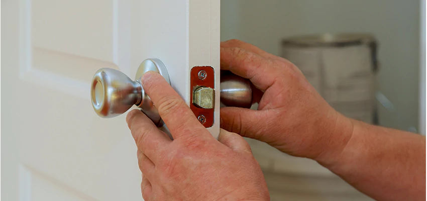 AAA Locksmiths For lock Replacement in Noble Park, VIC