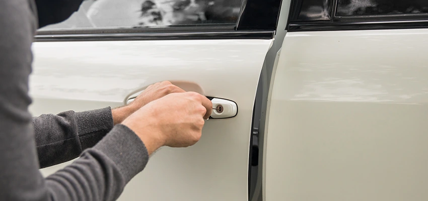 Unlock Car Door Service in Noble Park, VIC